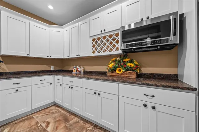 $750,000 | 3310 Noble Fir Trace, Gainesville, GA 30504