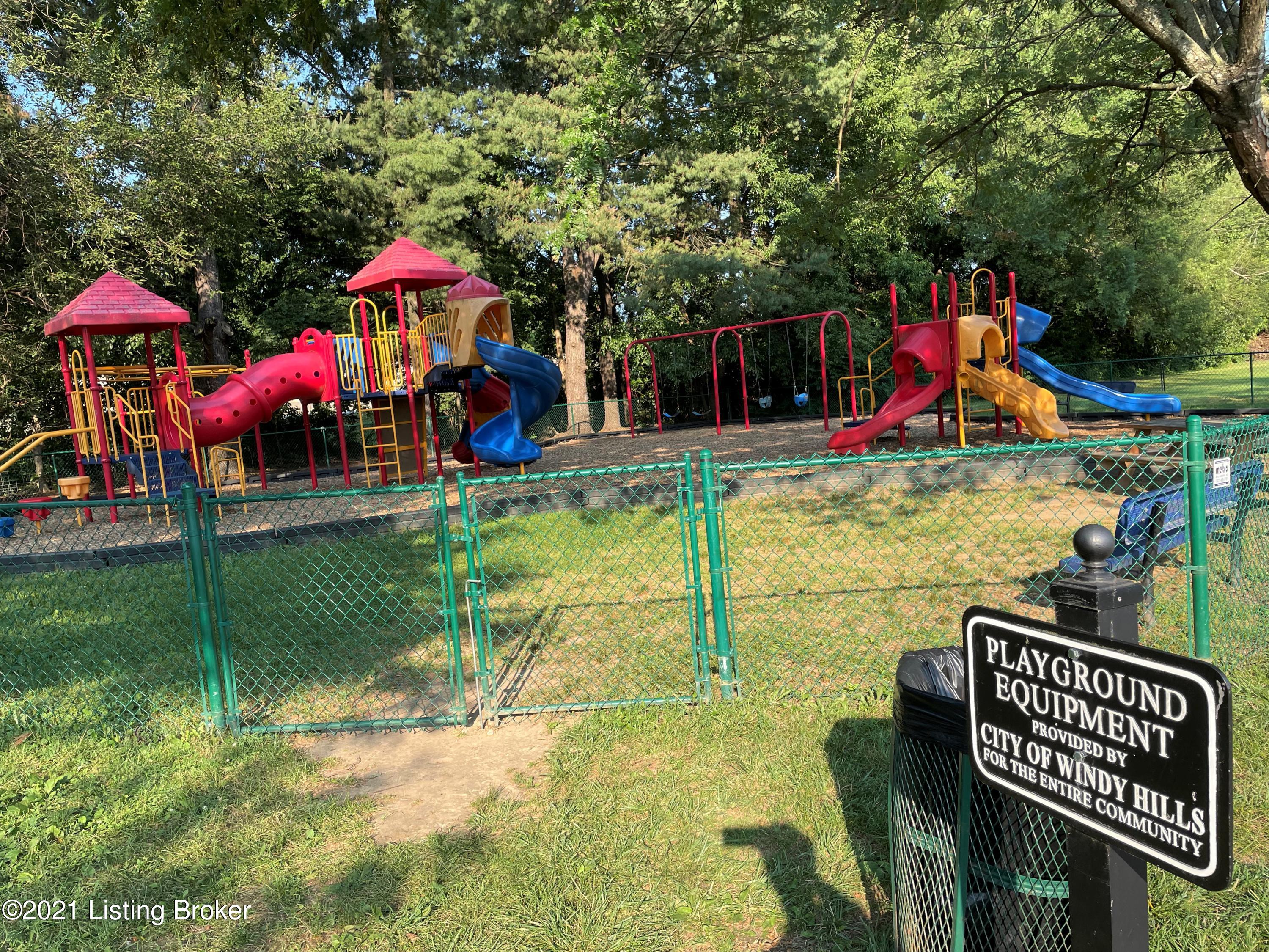 6702 Copperfield Road Louisville, KY 40207 - Photo 41 of 41 Neighborhood Playground
