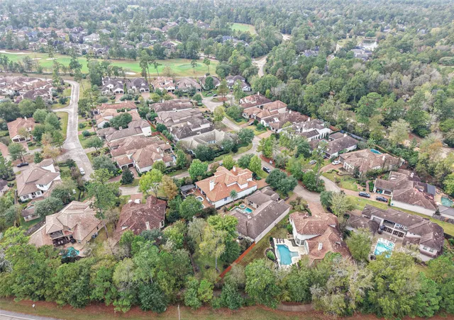 $1,500,000 | 7 Moatwood Court, The Woodlands, TX 77382