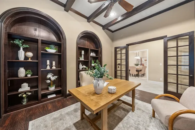 $1,500,000 | 7 Moatwood Court, The Woodlands, TX 77382