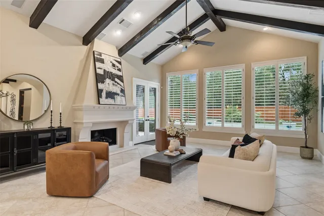 $1,500,000 | 7 Moatwood Court, The Woodlands, TX 77382