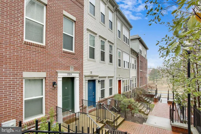 $2,850 | 2526 Sheridan Road Southeast, Washington, DC 20020