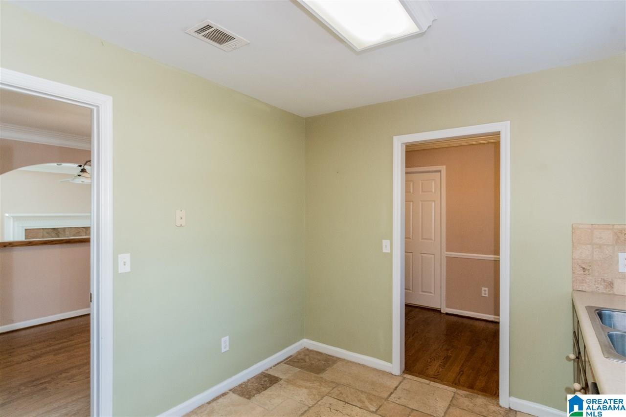 2181 Rocky Ridge Ranch Road Birmingham, AL 35216 - Photo 5 of 37