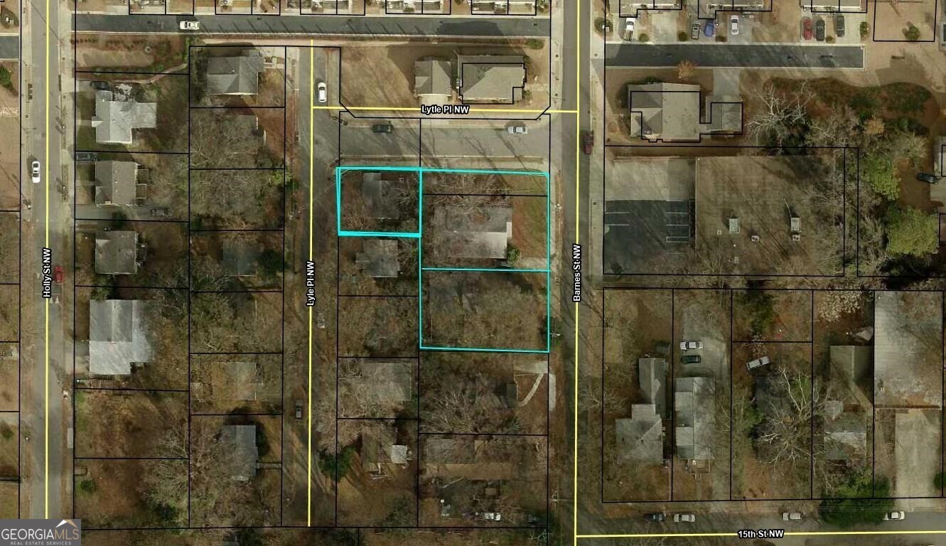 1267 Lyle Place Northwest, Unit 1267 Atlanta, GA 30318 - Photo 2 of 8 a bathroom with a shower