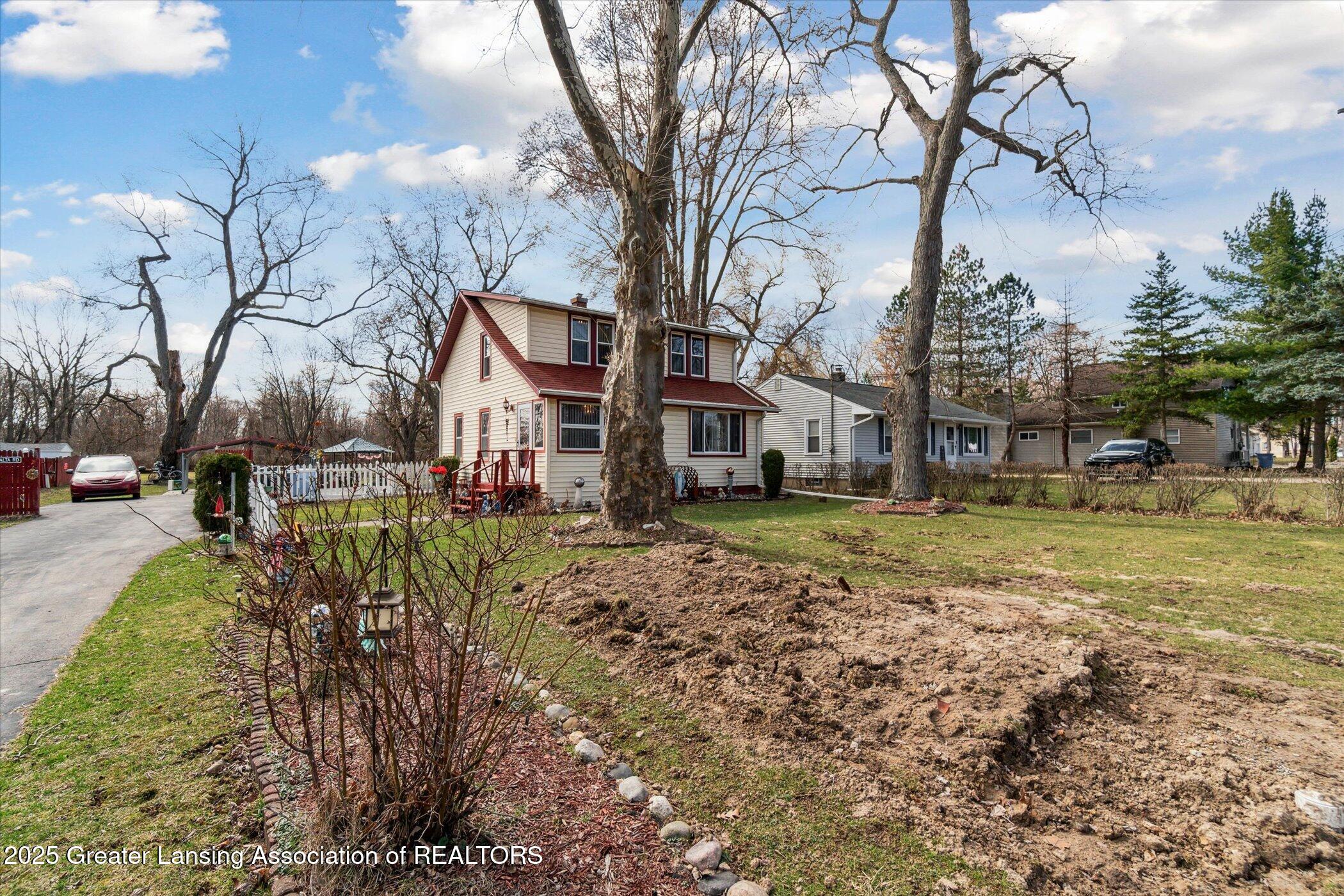 05-1717-W-Jolly-Rd-Lansing-MI-48910-Wind