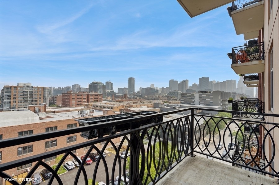 1201 West Adams Street, Unit 701 Chicago, IL 60607 - Photo 27 of 29 a city view from a balcony