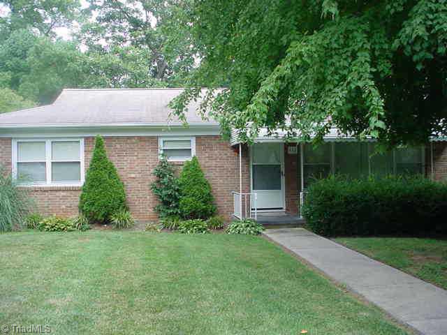 618 Spruce Street High Point, NC 27262 - Photo 1 of 4 Exterior Front.