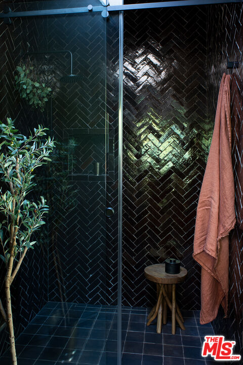 243 Taos Road Altadena, CA 91001 - Photo 22 of 32 a close up of a sink