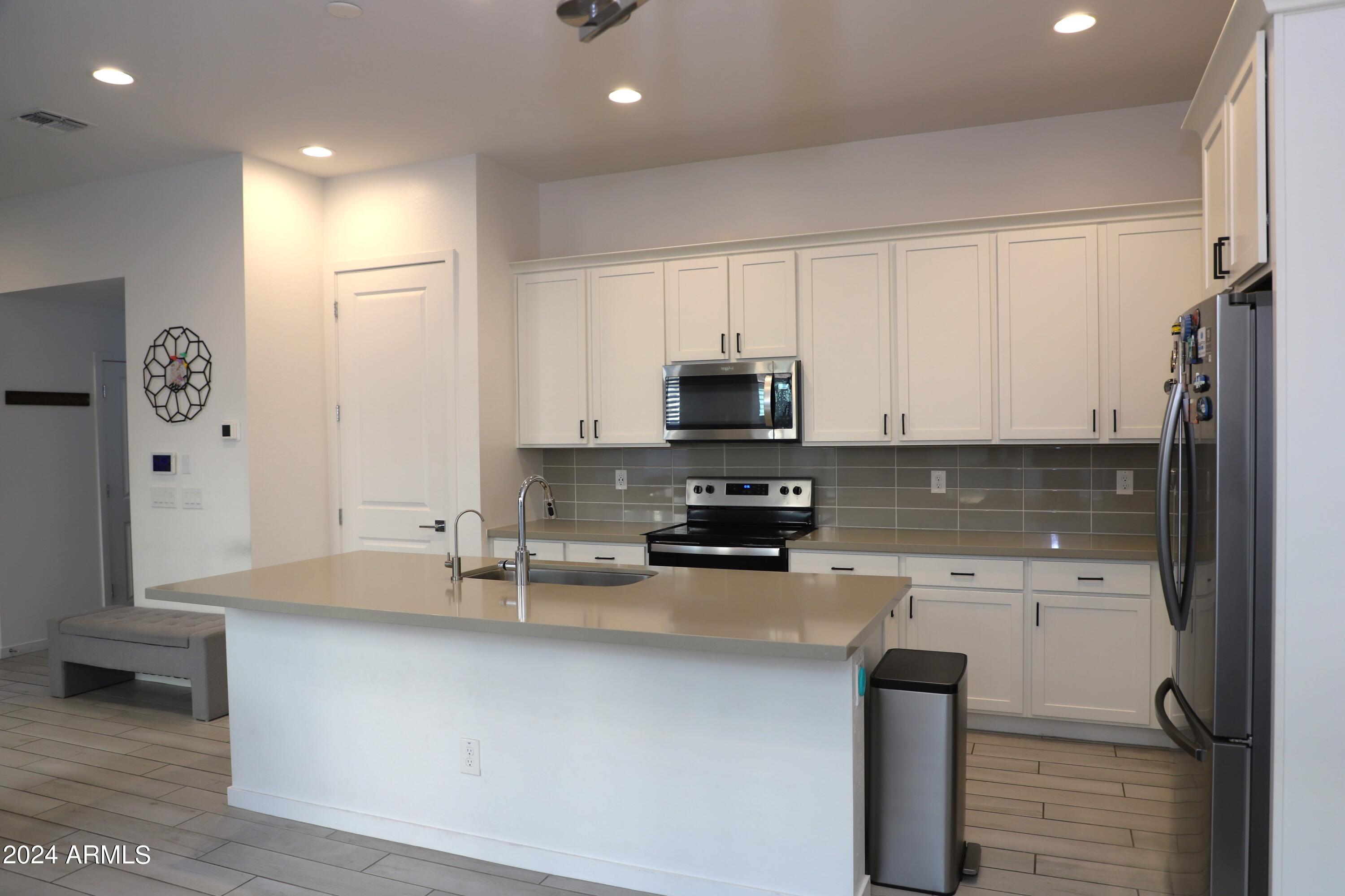 901 South Smith Road, Unit 1059 Tempe, AZ 85281 - Photo 16 of 58 15