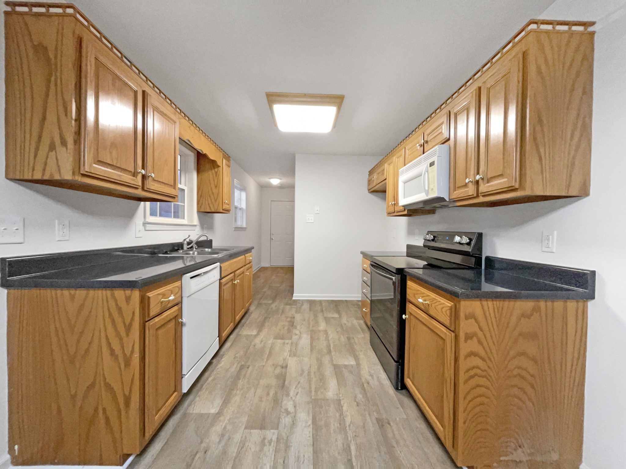 4396 Logan Road Chapel Hill, TN 37034 - Photo 10 of 17 Gallery Image 10