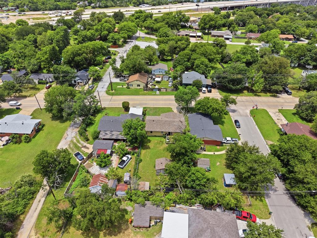 4304 Hodgkins Road Lake Worth, TX 76135 - Photo 32 of 33