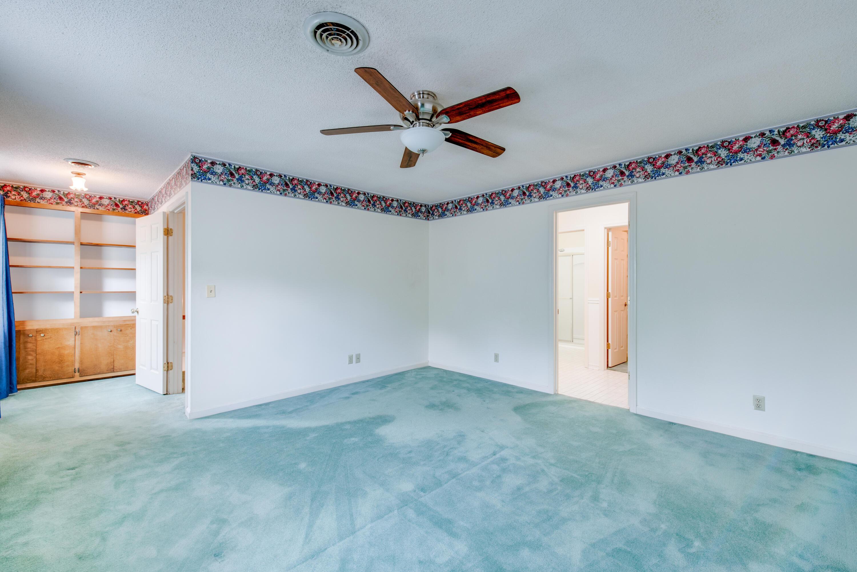 1703 Little Ridge Road Hixson, TN 37343 - Photo 36 of 53 2nd Level Master BR