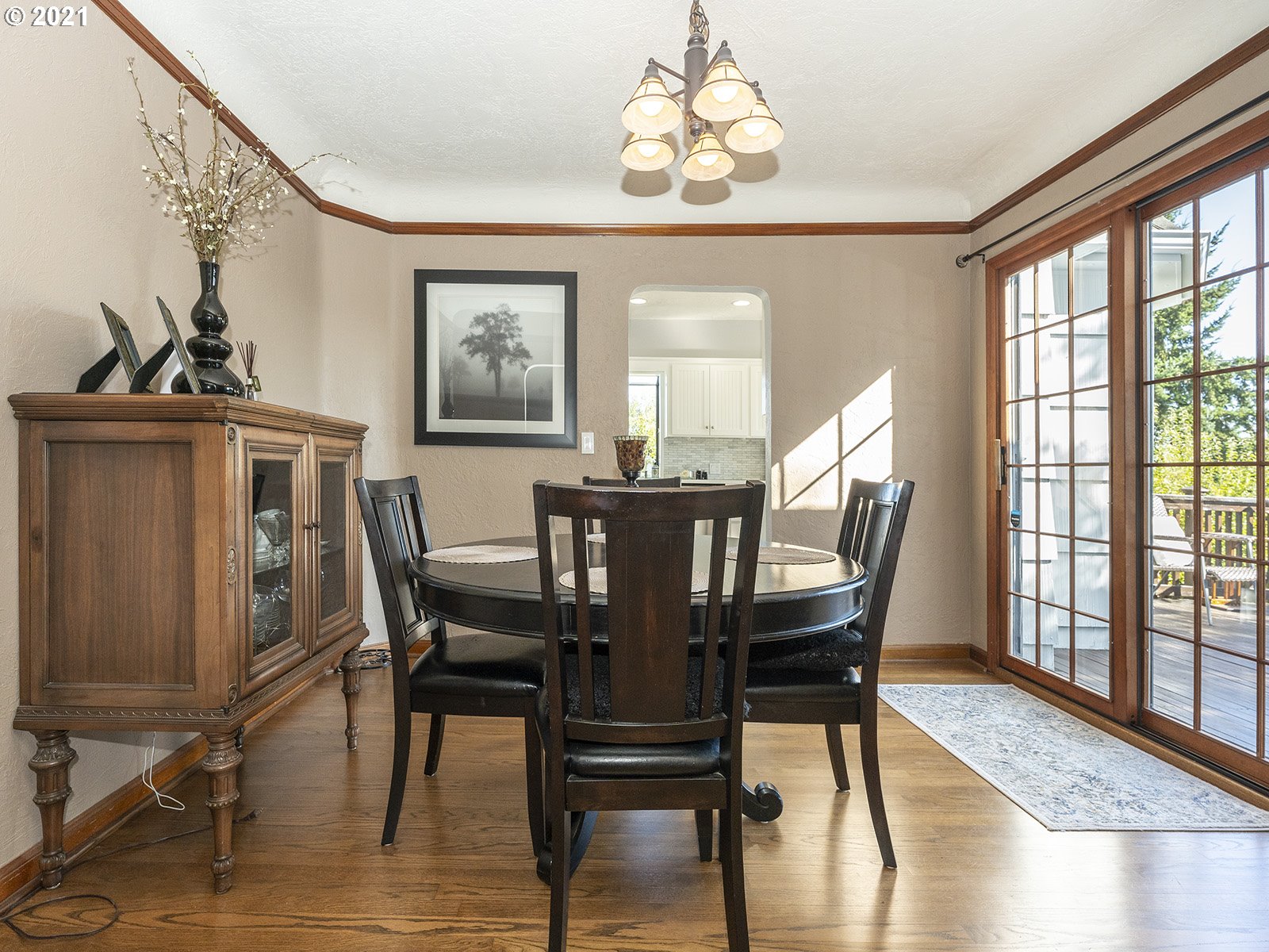 8537 Southeast Barbara Welch Road Portland, OR 97236 - Photo 8 of 32