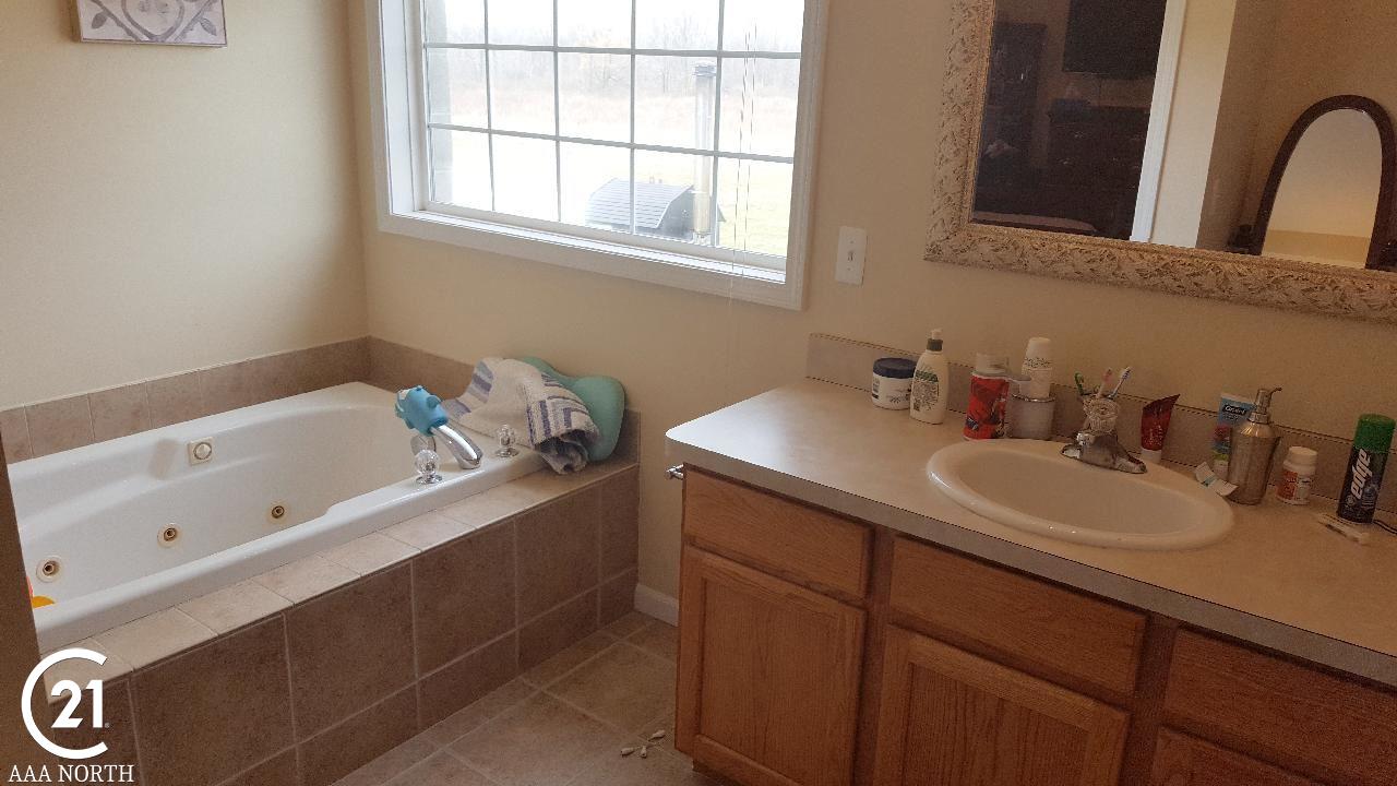 5845 Capac Road Capac, MI 48014 - Photo 14 of 40