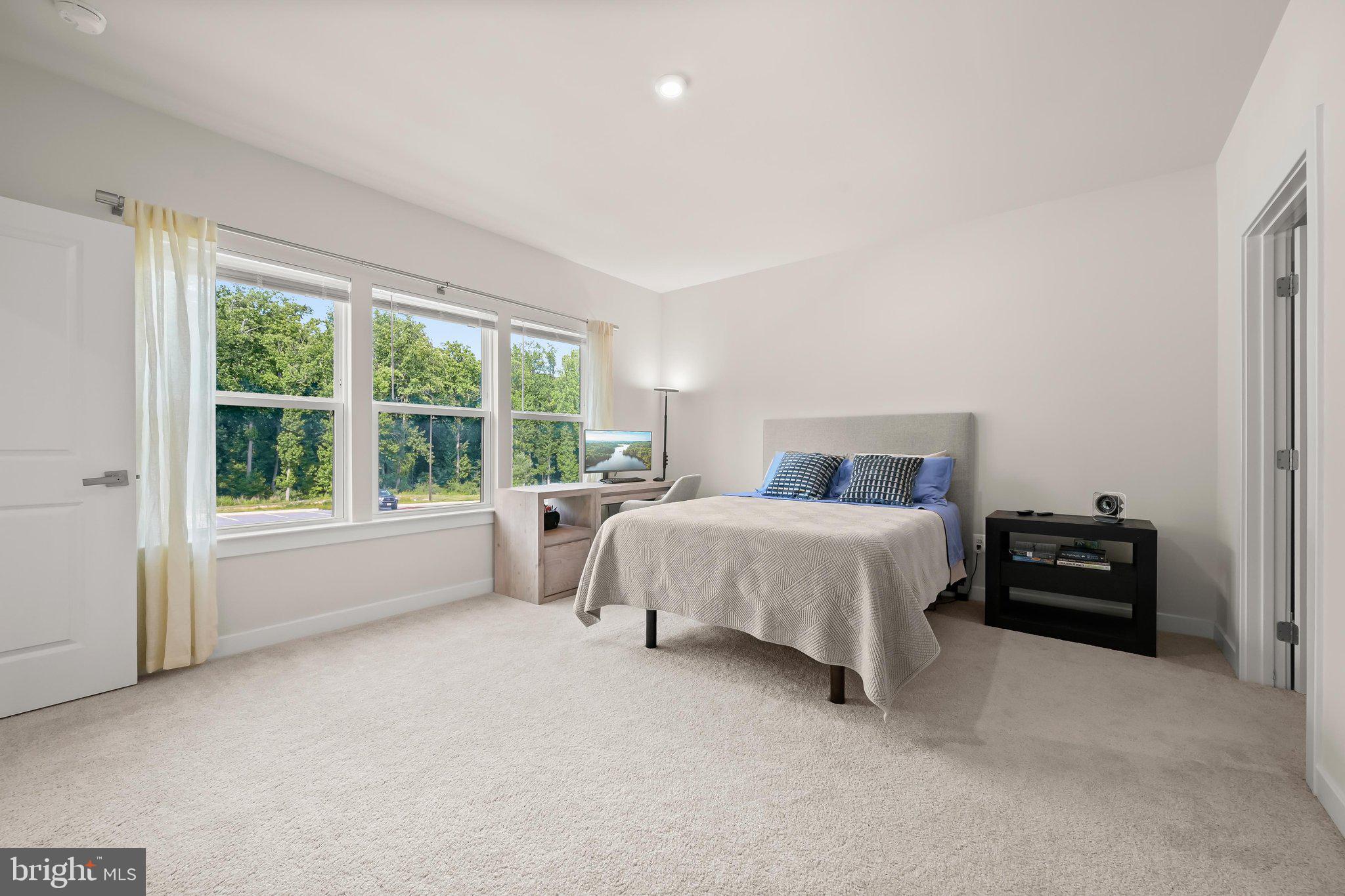 10401 Resort Road, Unit L Ellicott City, MD 21042 - Photo 16 of 31 Primary bedroom suite