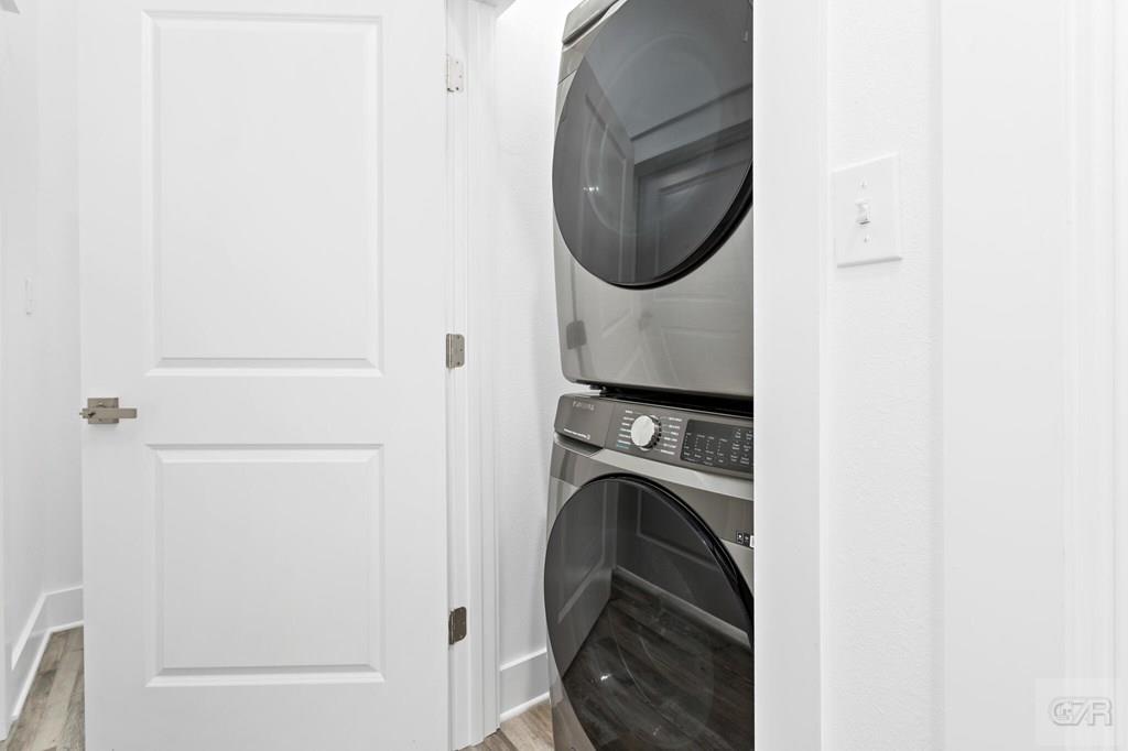 971 Tidelands Crystal Beach, TX 77650 - Photo 34 of 38 a close view of a utility room with dryer and washer