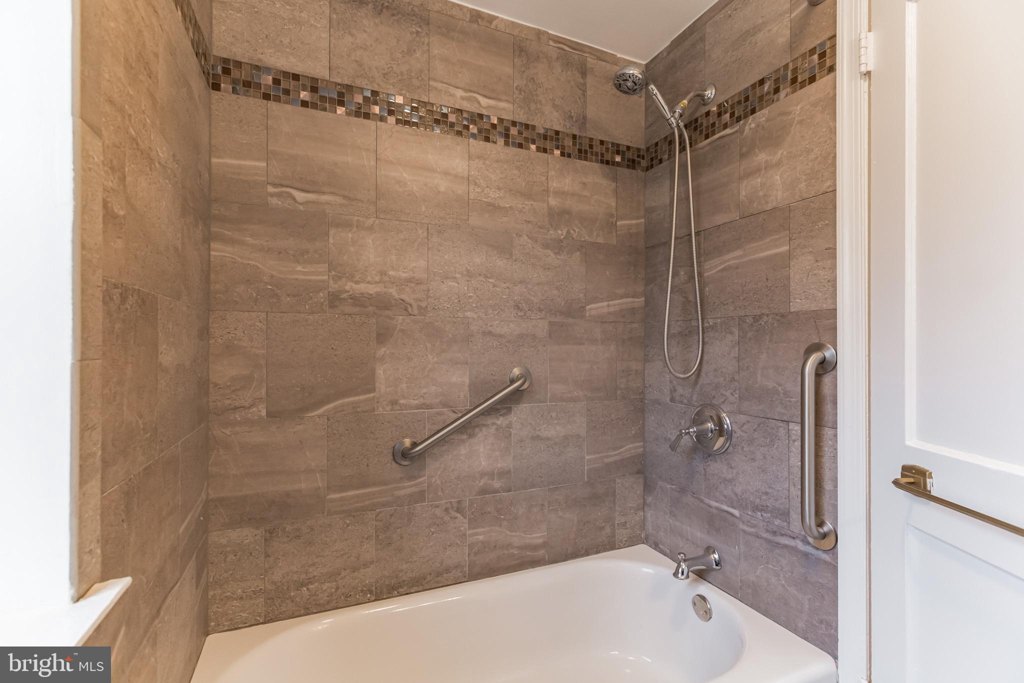 121 Heatherwood Road Havertown, PA 19083 - Photo 32 of 39