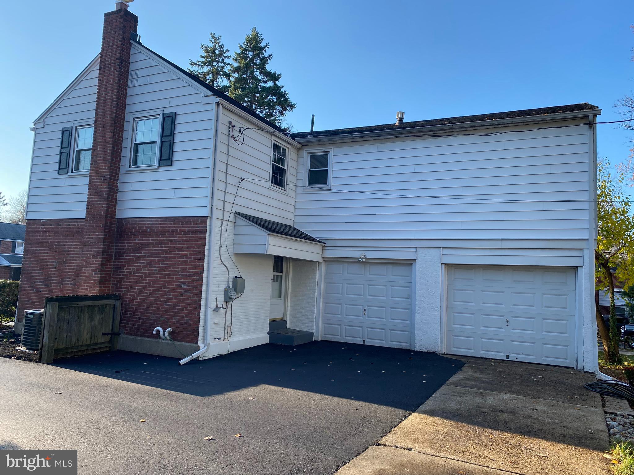 121 Heatherwood Road Havertown, PA 19083 - Photo 5 of 39 Back Exterior