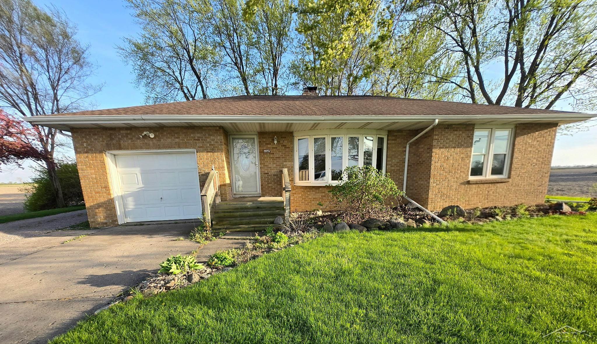 4860 East Washington Road Saginaw, MI 48601 - Photo 2 of 7 Gallery Image 2