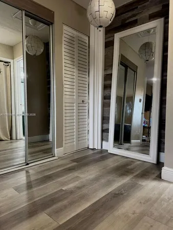 $1,950 | 1530 Northeast 191st Street, Unit 241, Miami, FL 33179