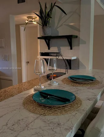 $1,950 | 1530 Northeast 191st Street, Unit 241, Miami, FL 33179
