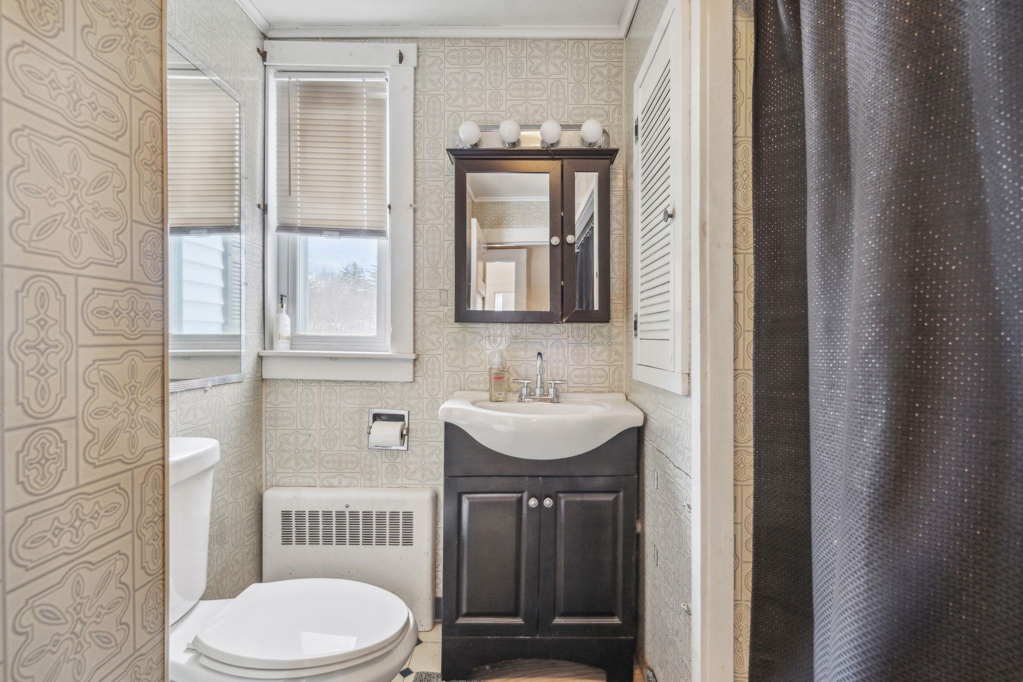 6 Loudon Road Pittsfield, NH 03263 - Photo 16 of 35