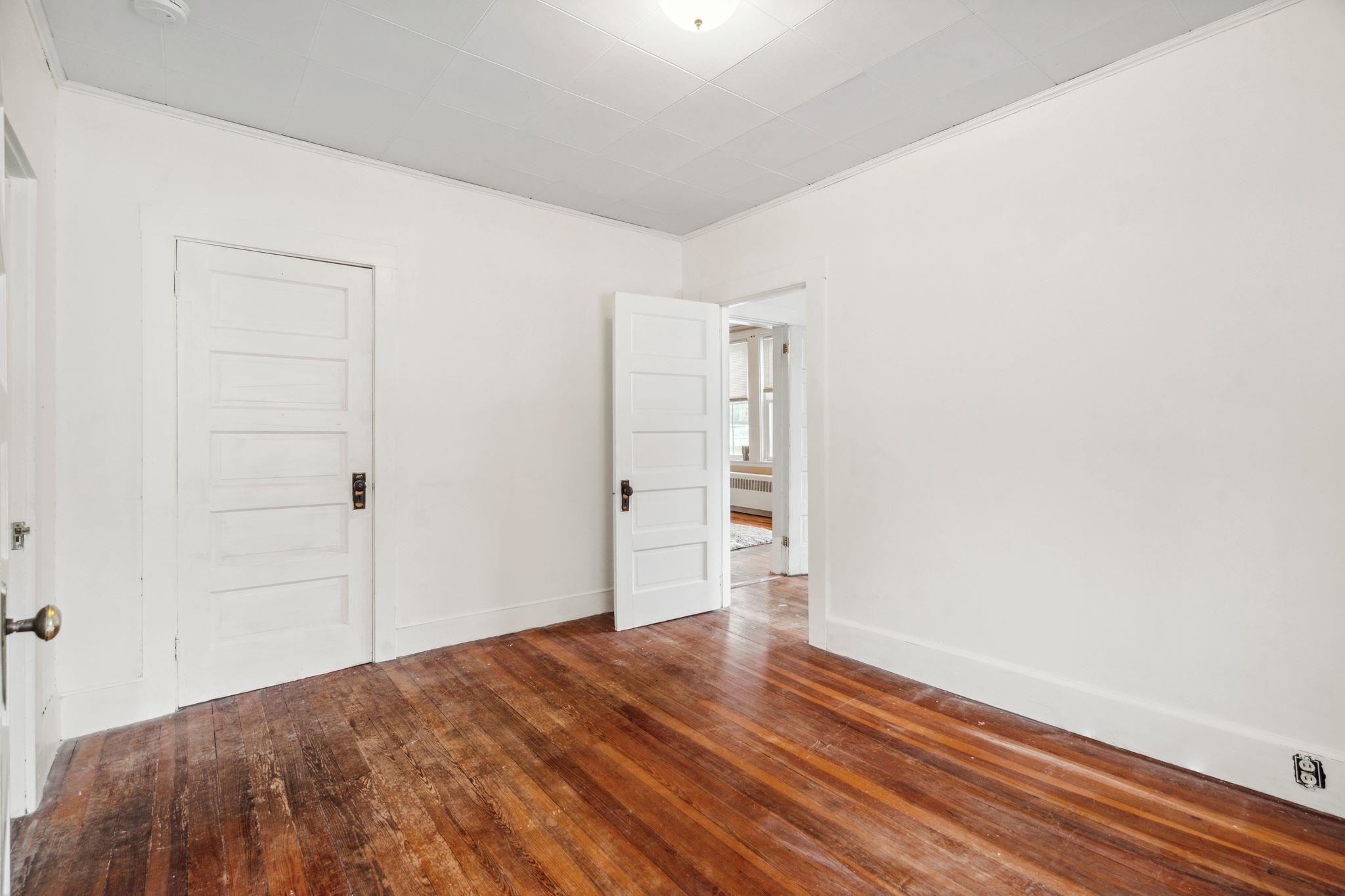 6 Loudon Road Pittsfield, NH 03263 - Photo 5 of 35