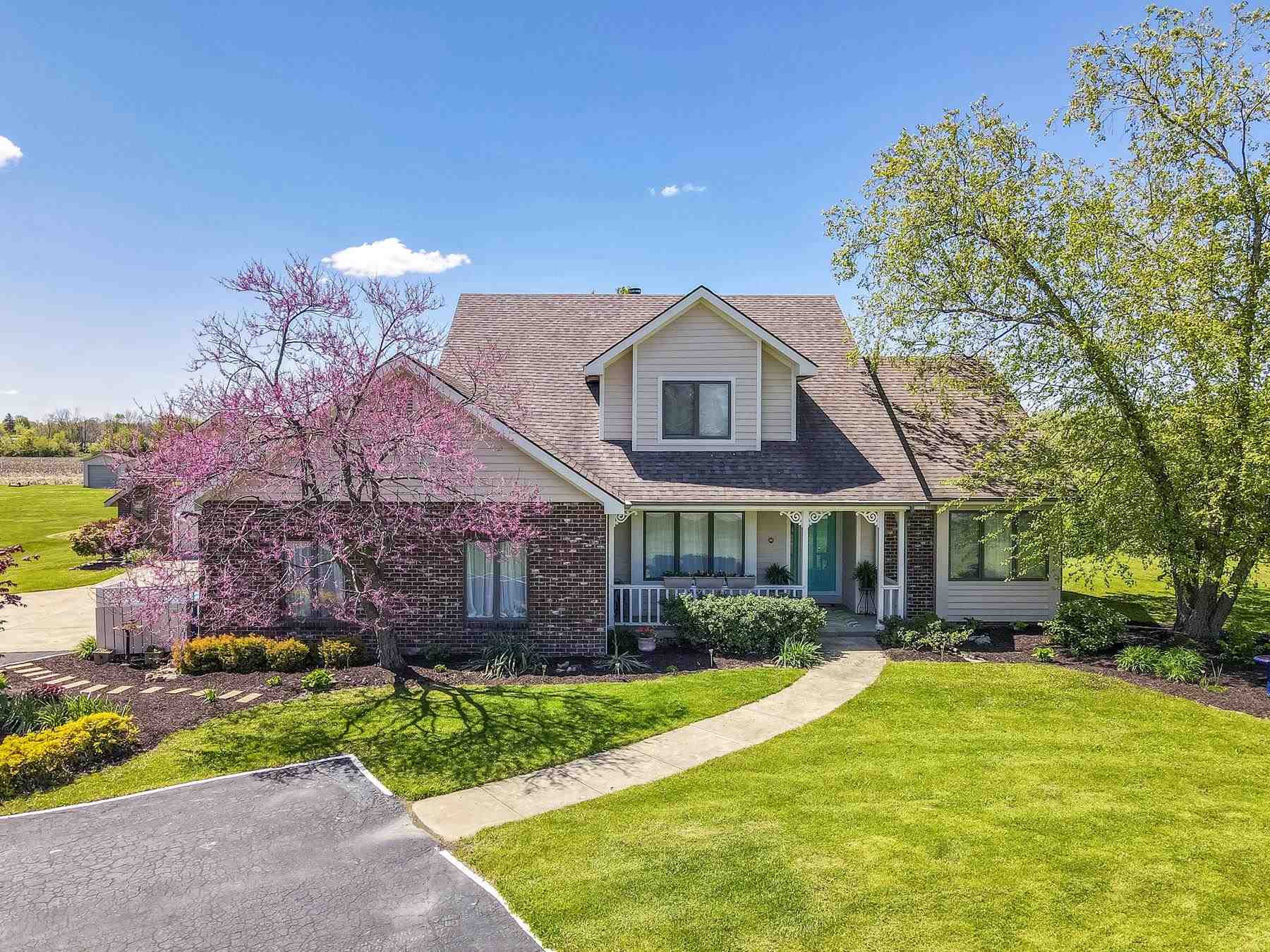 11306 Grabill Road Leo, IN 46765 - Photo 1 of 36