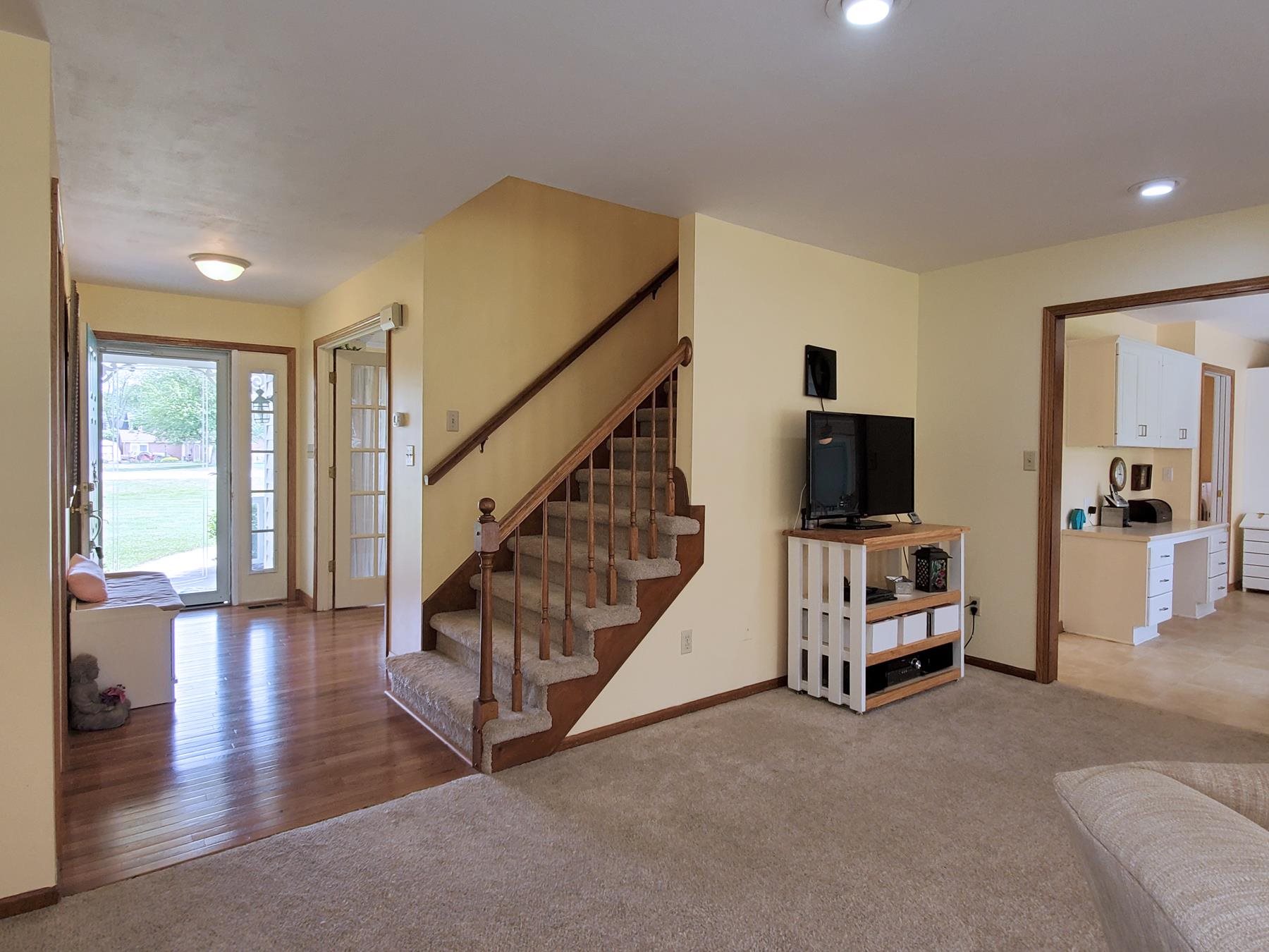 11306 Grabill Road Leo, IN 46765 - Photo 6 of 36