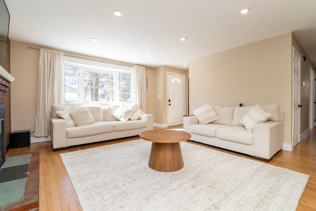 15 Hillsdale Road Randolph, MA 02368 - Photo 3 of 16