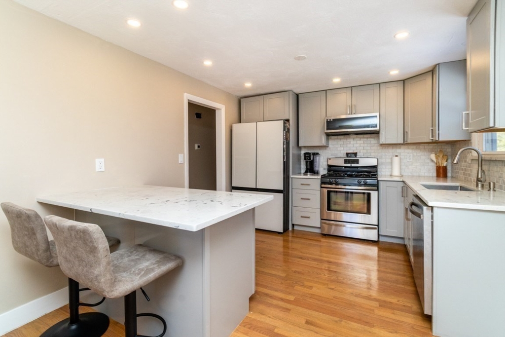 15 Hillsdale Road Randolph, MA 02368 - Photo 9 of 16