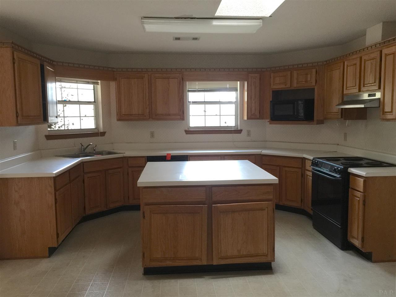 4001 Schifko Road Cantonment, FL 32533 - Photo 5 of 22