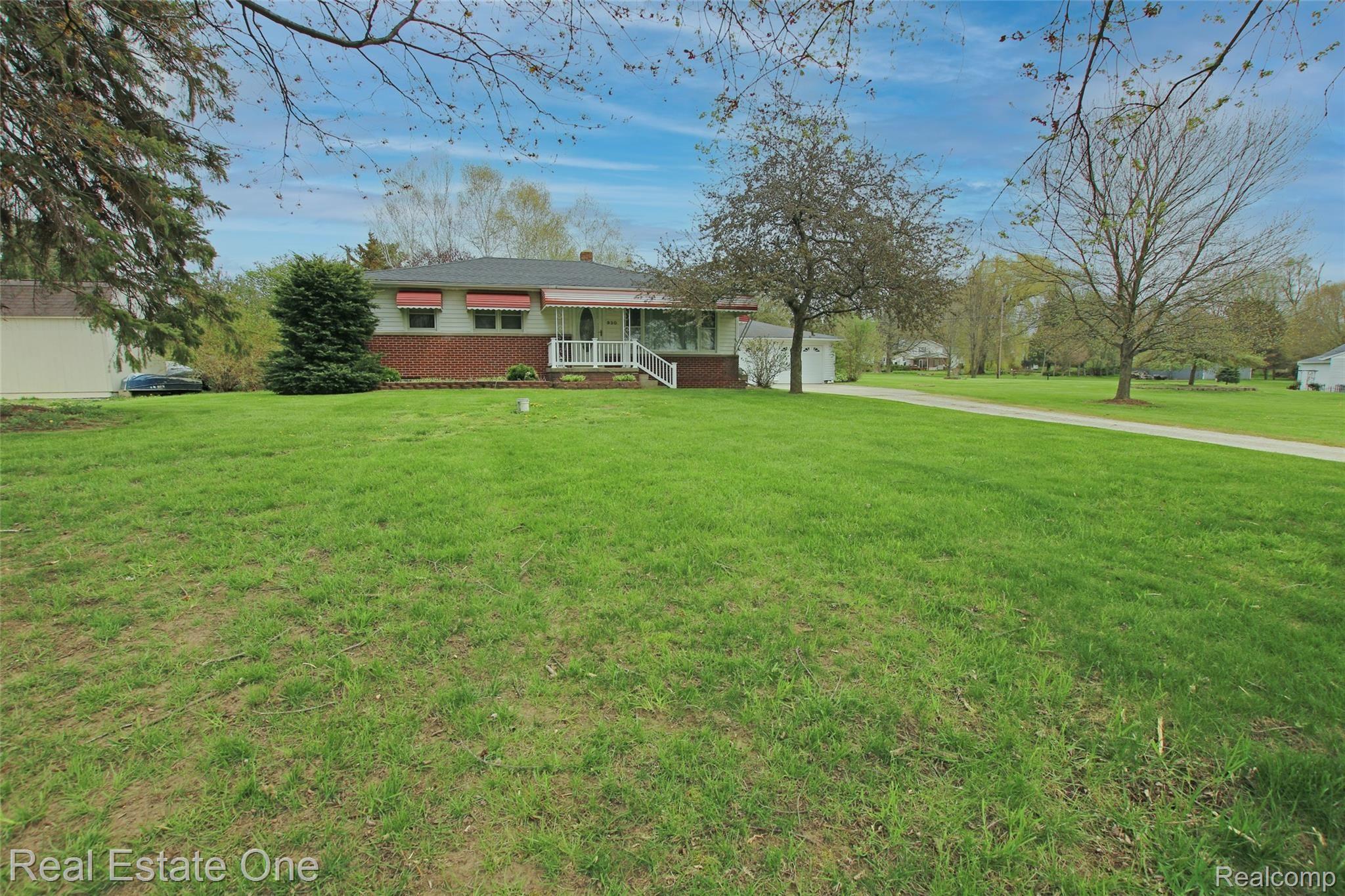 930 North Wilder Road Lapeer, MI 48446 - Photo 46 of 54 46) Front.jpg