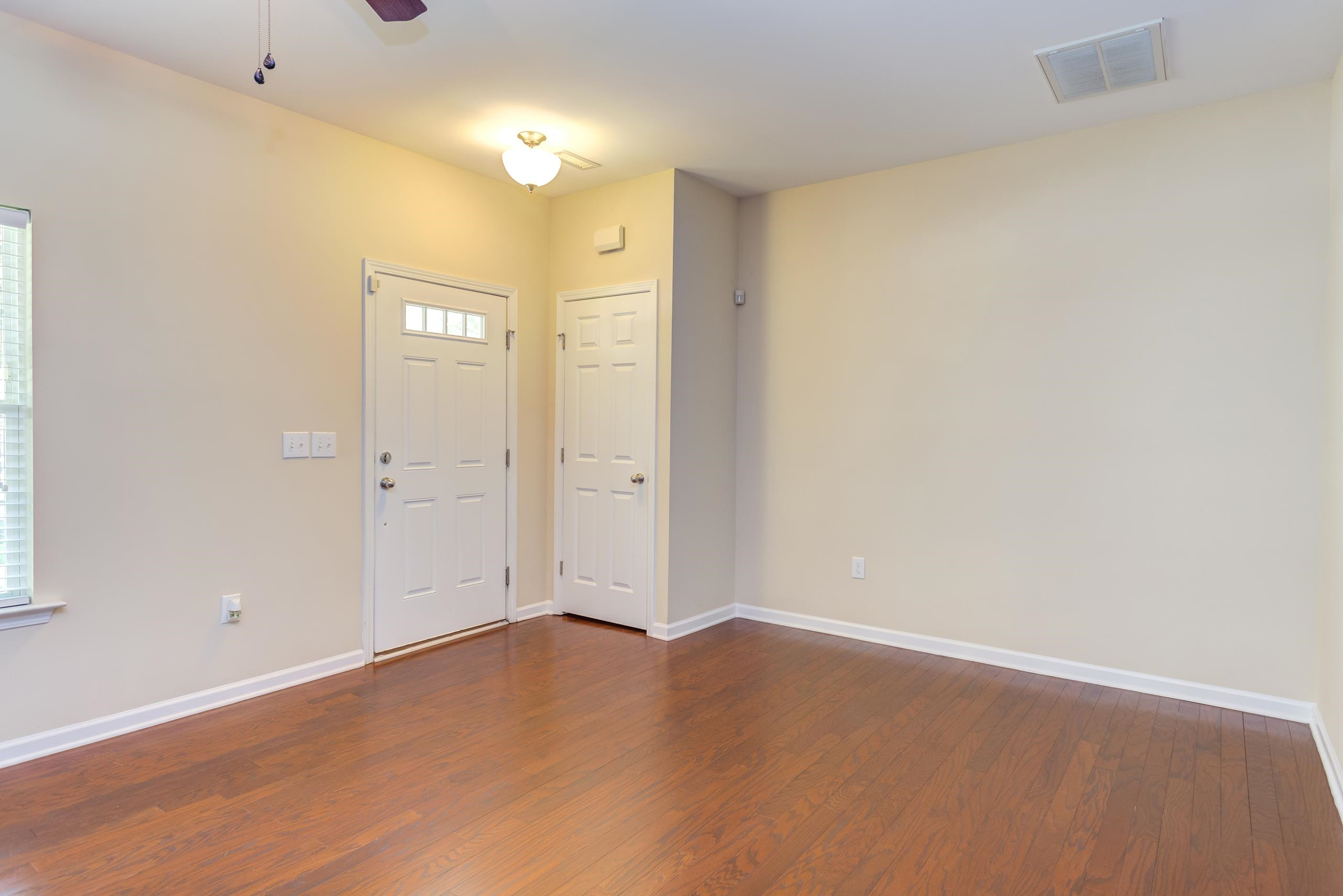 1033 Ileagnes Road Raleigh, NC 27603 - Photo 5 of 32 Photo 5