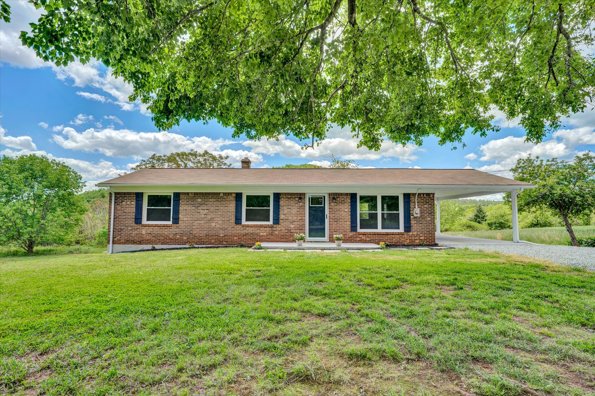 2693 Cavalry Road Callands, VA 24530 - Photo 1 of 20 03B3DA81-AD4E-4418-B9C6-4665010DCACD