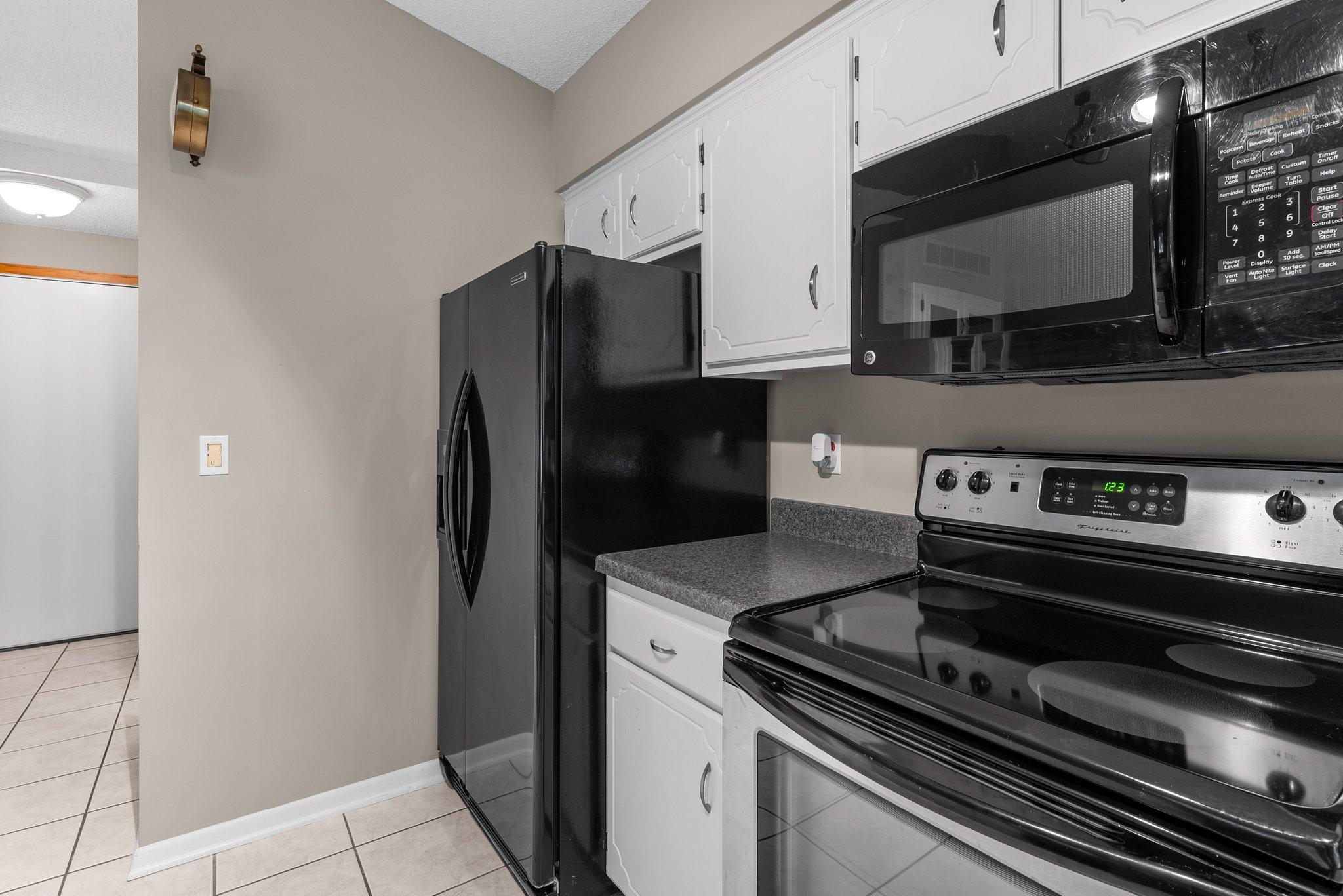 2B Oak Road, Unit D Circle Pines, MN 55014 - Photo 12 of 26 Gallery Image 12