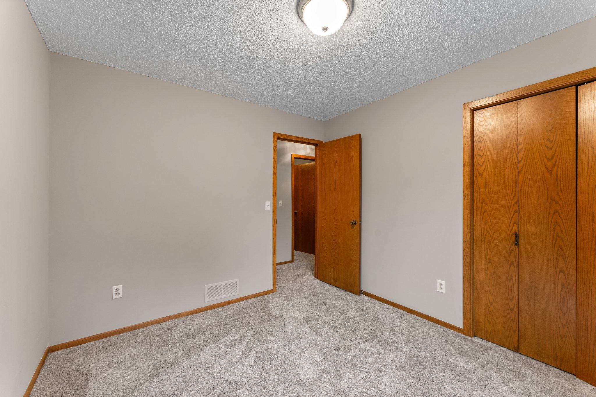2B Oak Road, Unit D Circle Pines, MN 55014 - Photo 21 of 26 Gallery Image 21