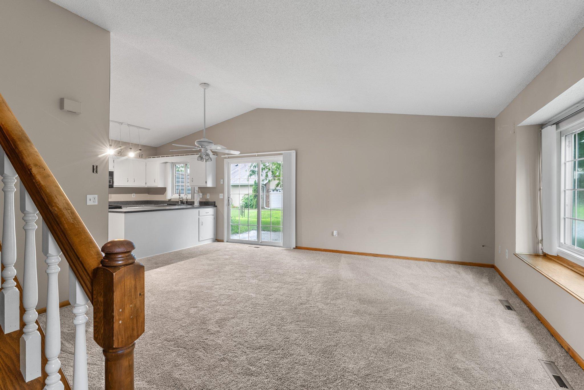 2B Oak Road, Unit D Circle Pines, MN 55014 - Photo 4 of 26 Gallery Image 4