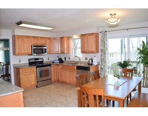 104 Barry Road Worcester, MA 01609 - Photo 5 of 30 Gallery Image 5
