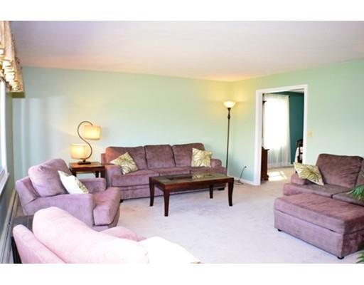 104 Barry Road Worcester, MA 01609 - Photo 8 of 30 Gallery Image 8