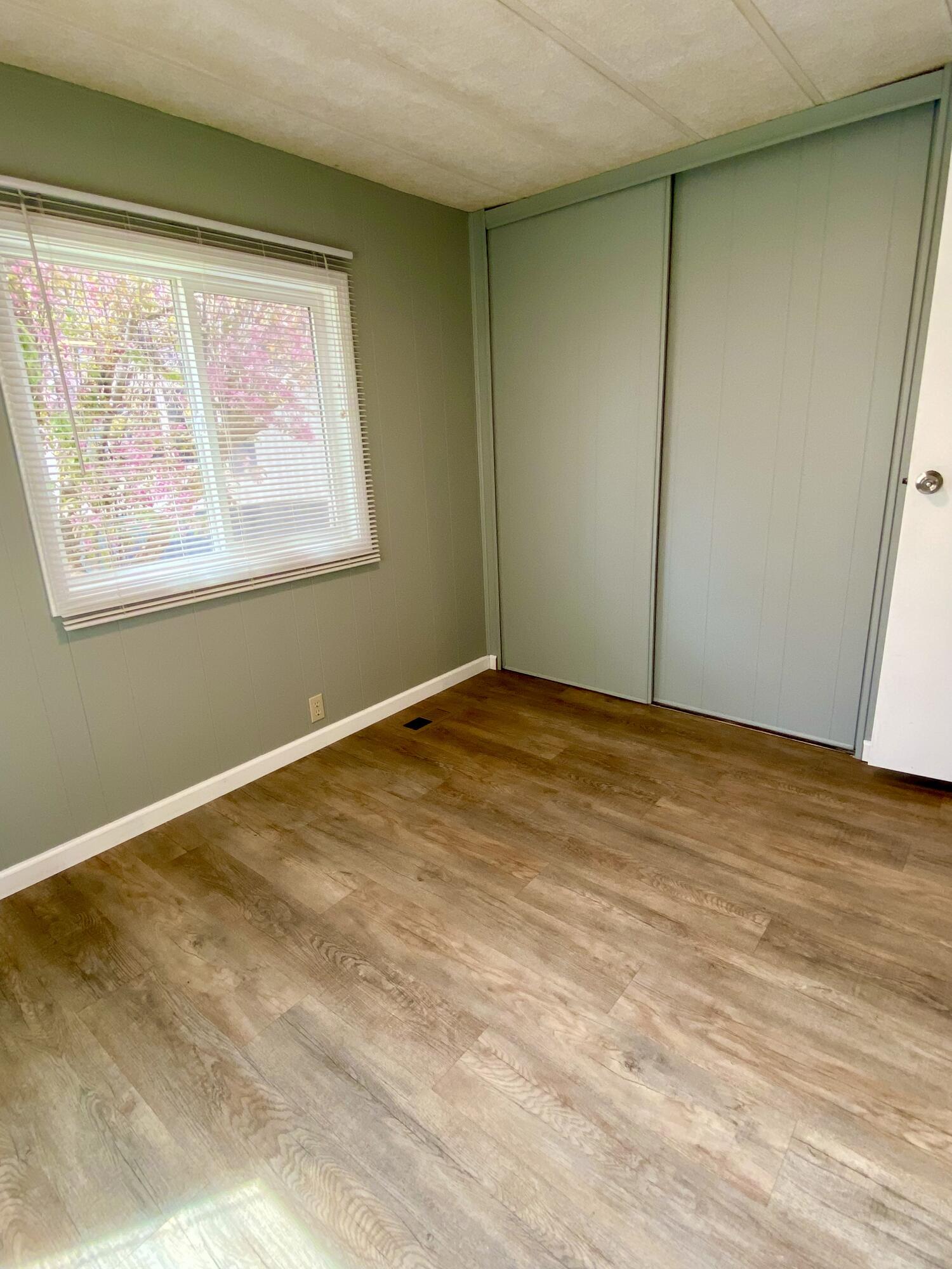 60311 Cheyenne Road, Unit 11 Bend, OR 97702 - Photo 15 of 42 IMG_0499