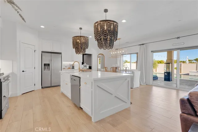 $929,000 | 8357 Macron Street, Oak Hills, CA 92344