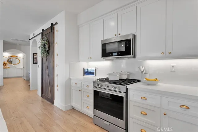 $929,000 | 8357 Macron Street, Oak Hills, CA 92344