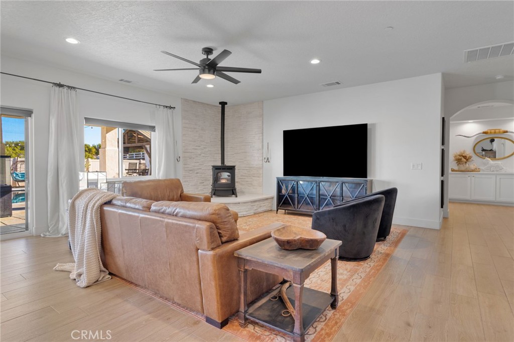 8357 Macron Street Oak Hills, CA 92344 - Photo 19 of 71