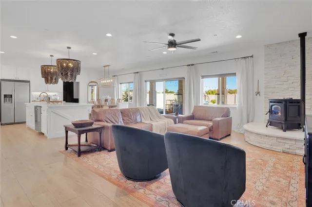 $929,000 | 8357 Macron Street, Oak Hills, CA 92344