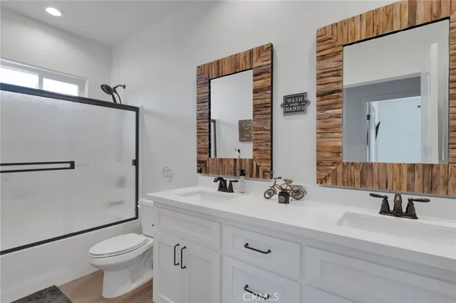 $929,000 | 8357 Macron Street, Oak Hills, CA 92344