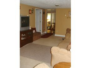 3319 Forest View Road Kingsport, TN 37660 - Photo 14 of 22 Living Room View 4