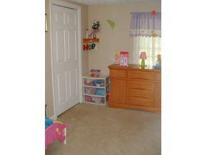 3319 Forest View Road Kingsport, TN 37660 - Photo 20 of 22 2nd Bedroom View 1