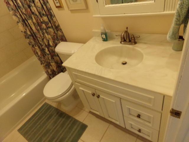 1949 Alton Road Galloway, OH 43119 - Photo 15 of 38 Gallery Image 15