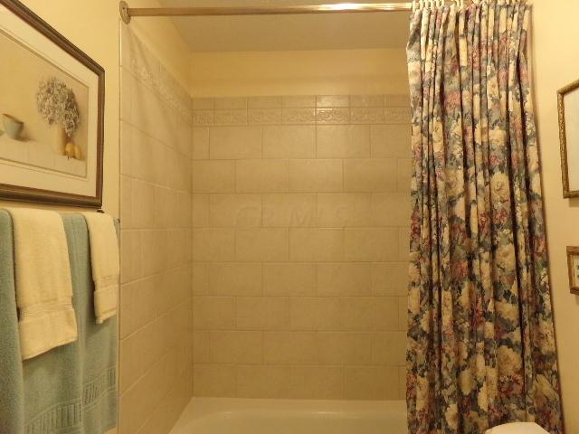 1949 Alton Road Galloway, OH 43119 - Photo 16 of 38 Gallery Image 16